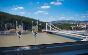 Flat With Unforgettable View